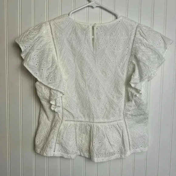 Solitaire white eyelet lace V-neck crop top flutter sleeve size large A36 - Picture 6 of 6